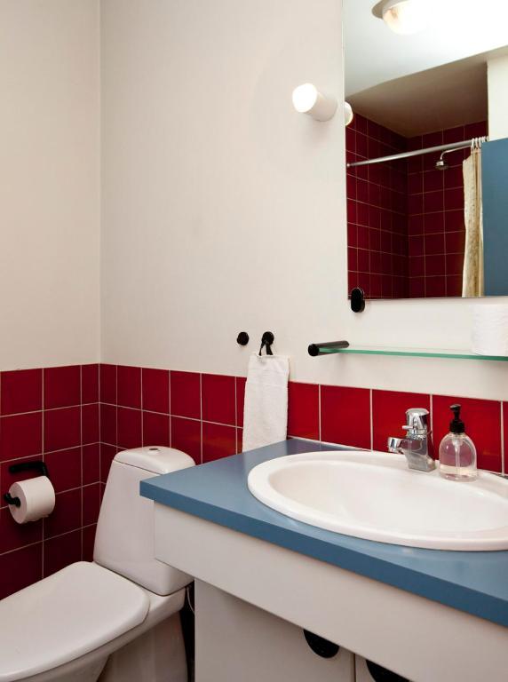 Sulur Guesthouse 2 Акурейрі Екстер'єр фото