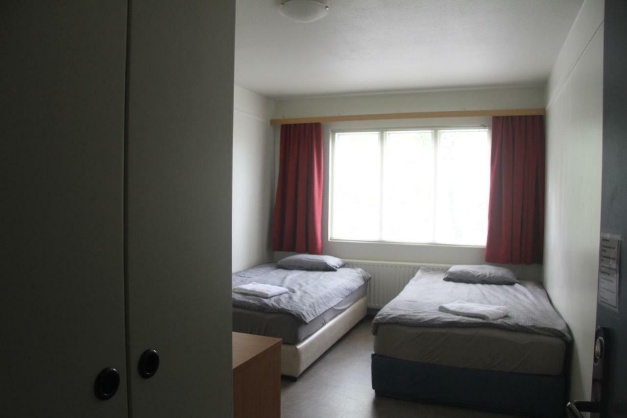 Sulur Guesthouse 2 Акурейрі Екстер'єр фото