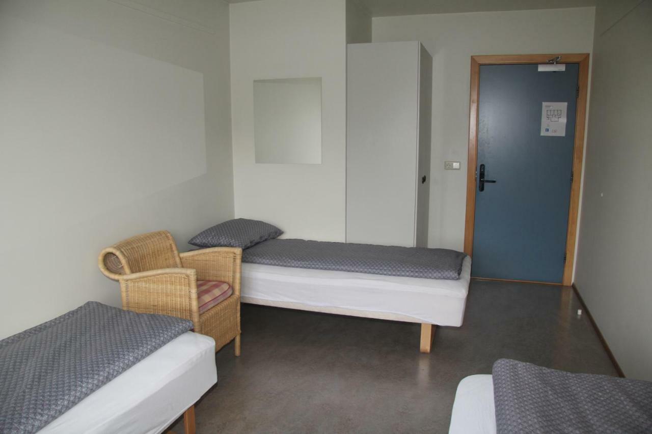 Sulur Guesthouse 2 Акурейрі Екстер'єр фото
